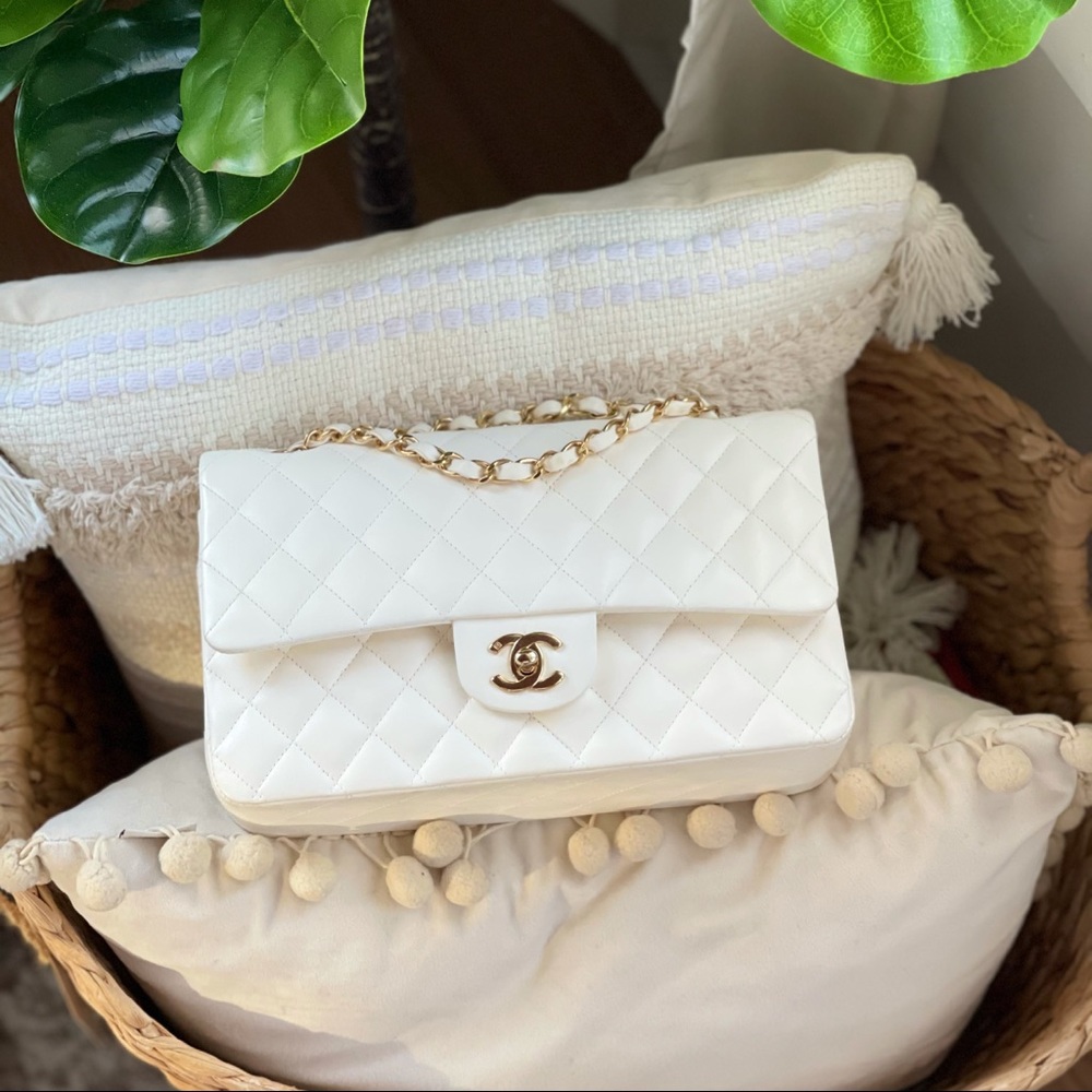 Vintage Medium Double Flap Ivory with 24kt GHW